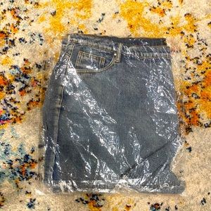 PrettyLittleThing Plus Size Vintage High Waisted Denim Shorts